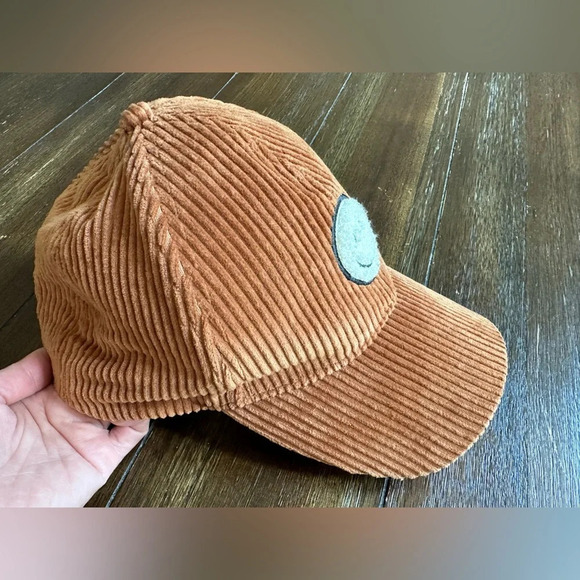 David & Young remember to smile hat - Picture 6 of 13